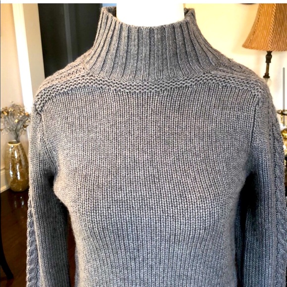 Beautiful Roots cable knit sweater with tags - Picture 3 of 9